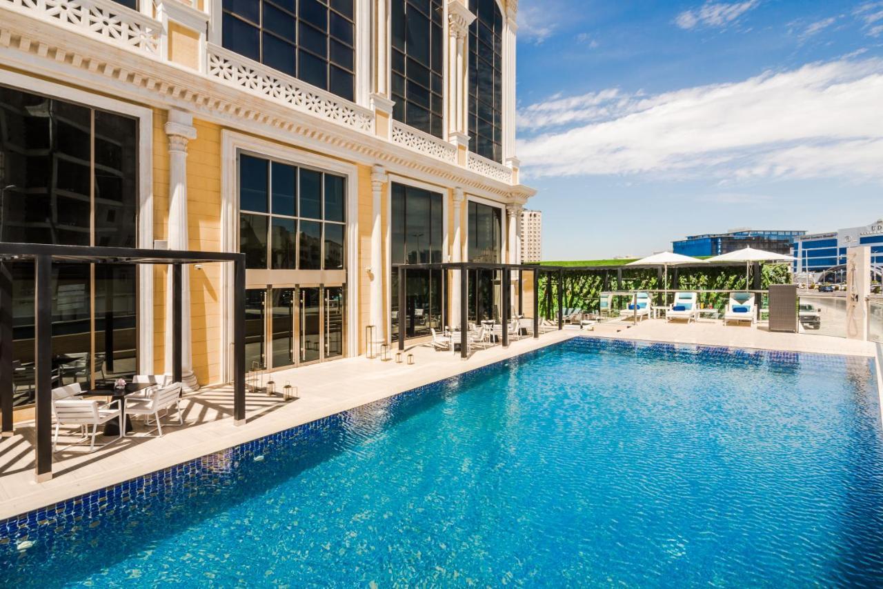 Narcissus Al Hamra Hotel Jeddah Ngoại thất bức ảnh The swimming pool at the hotel