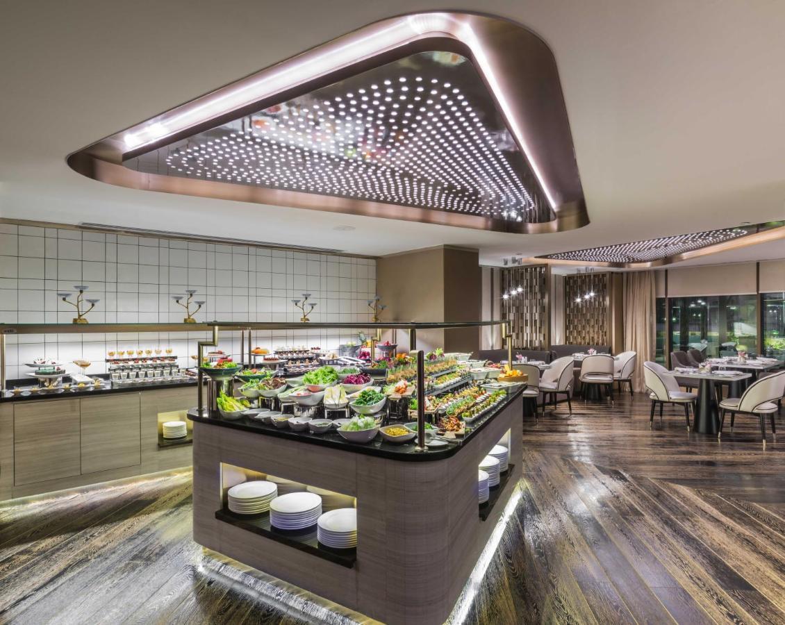 Narcissus Al Hamra Hotel Jeddah Ngoại thất bức ảnh The buffet at the hotel